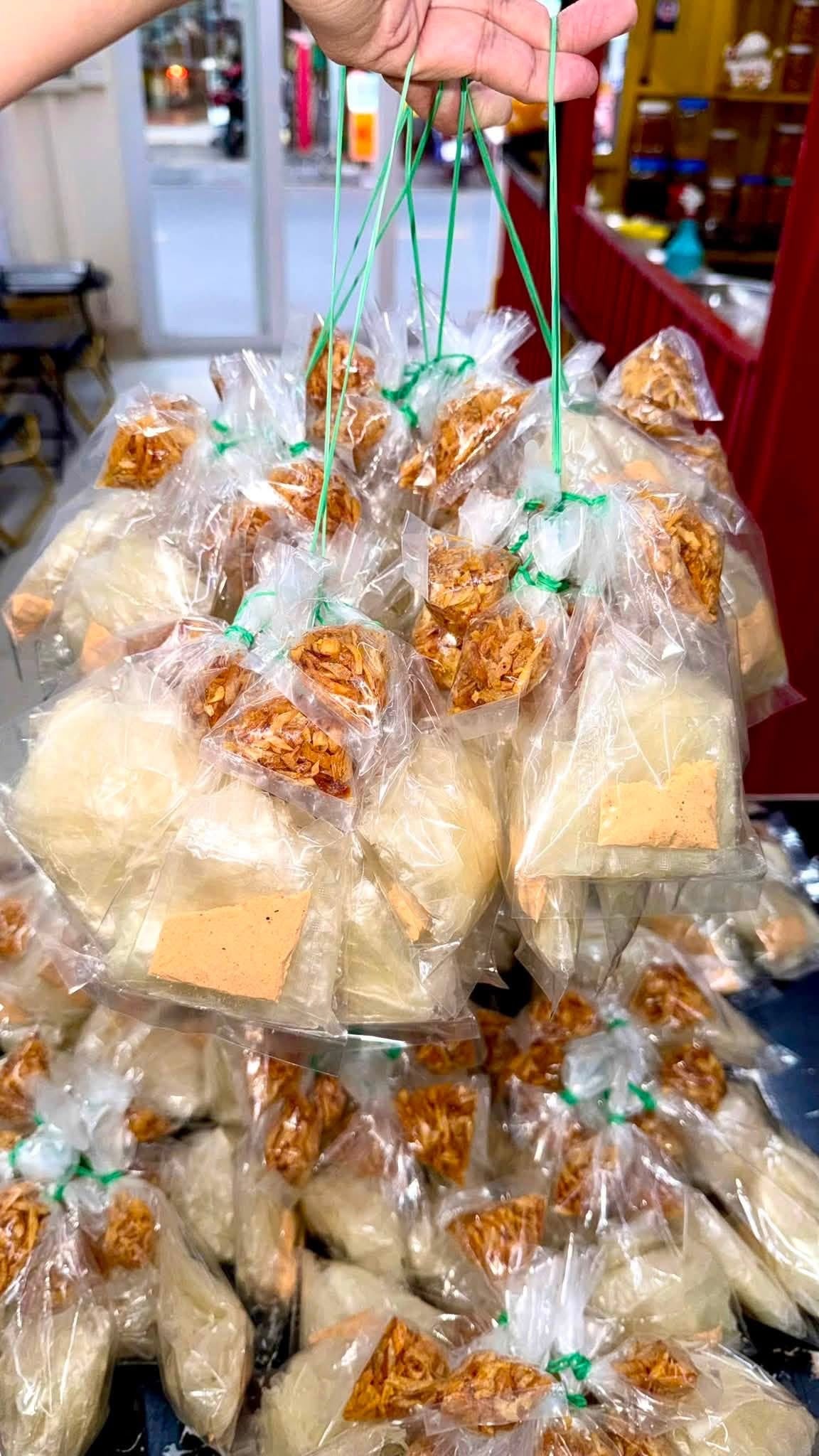 PRE-ORDER Xâu Muối Hành MiMi